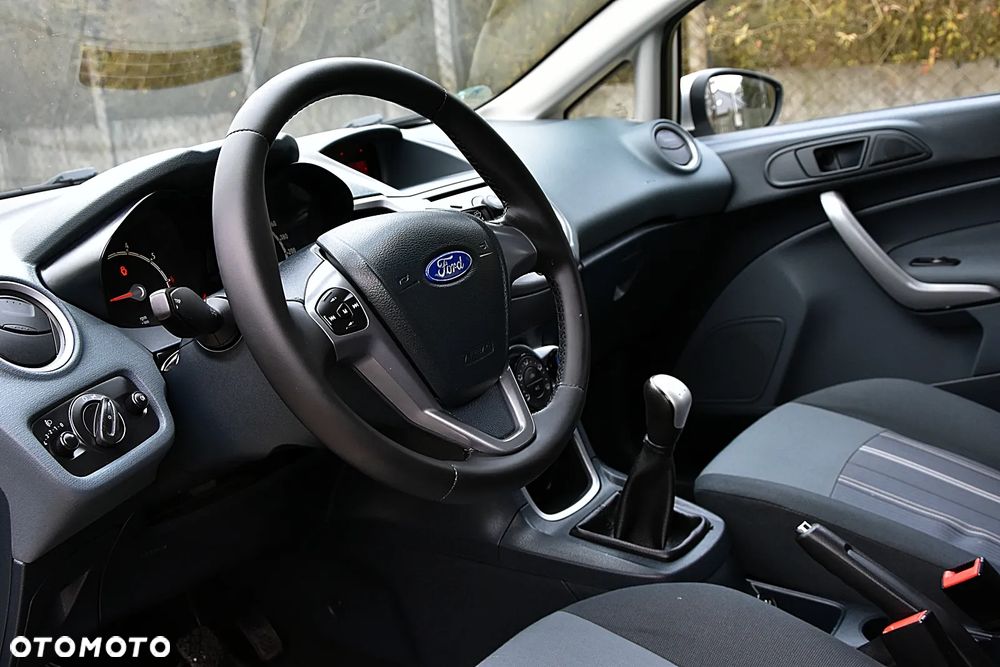 Ford Fiesta 1.25 Ambiente - 15