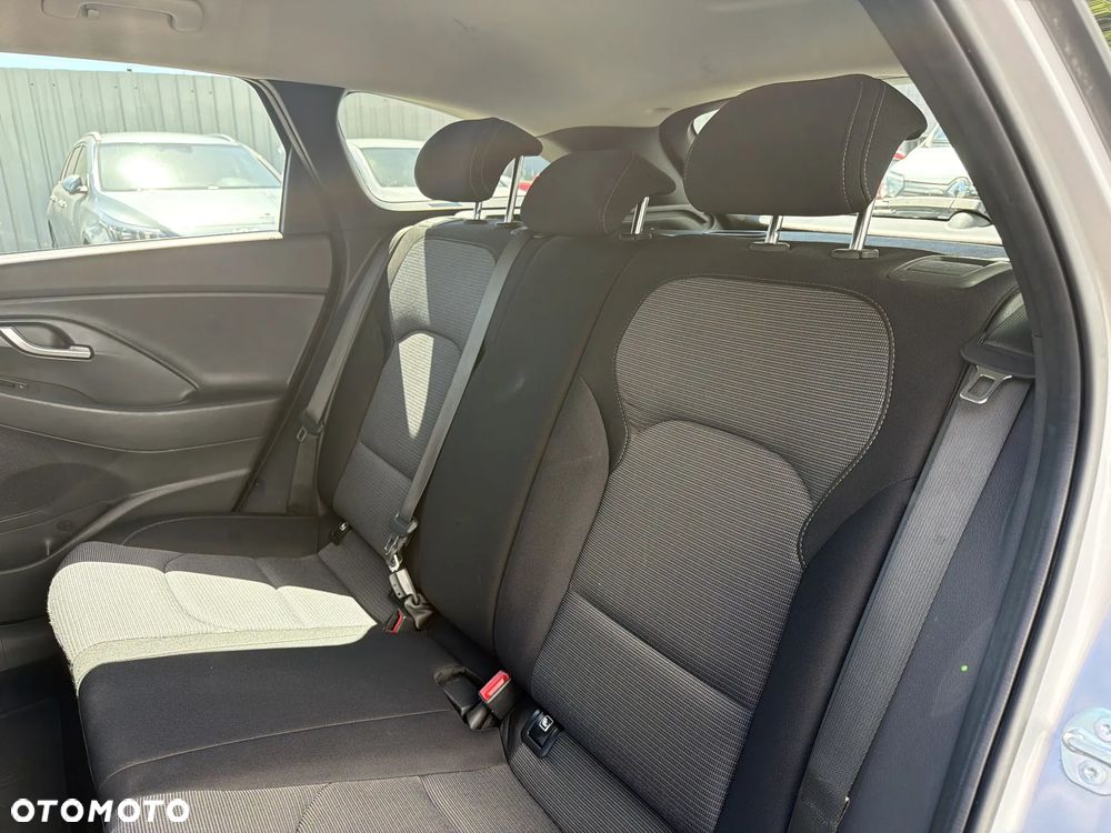 Hyundai i30 1.0 T-GDI Modern - 17