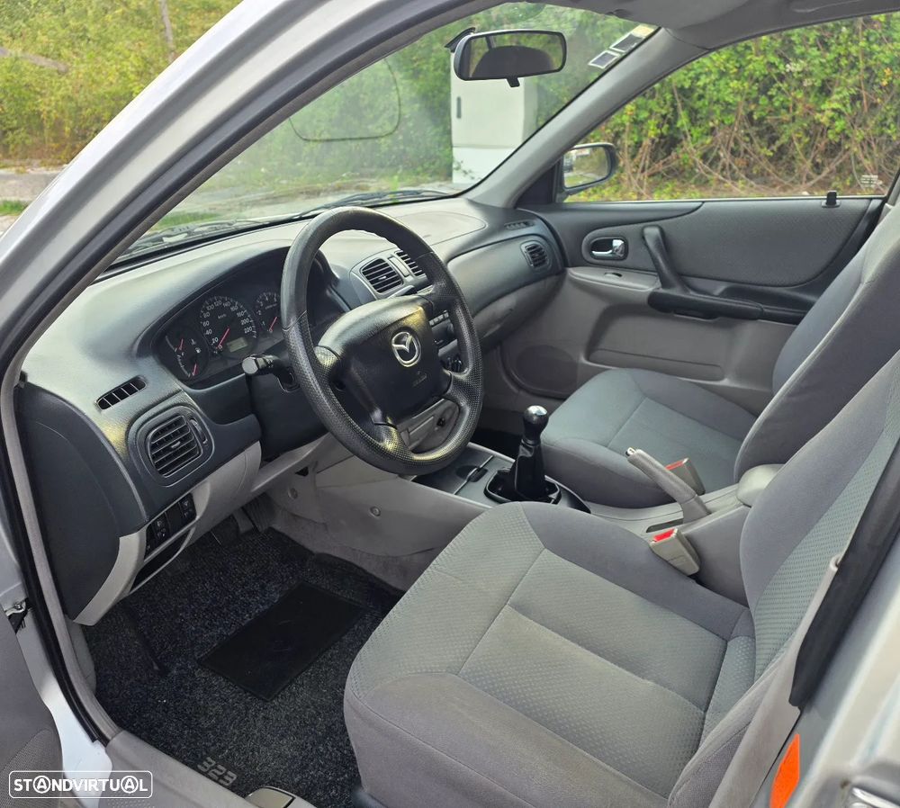 Mazda 323 F 1.3 Comfort AC F/L - 10