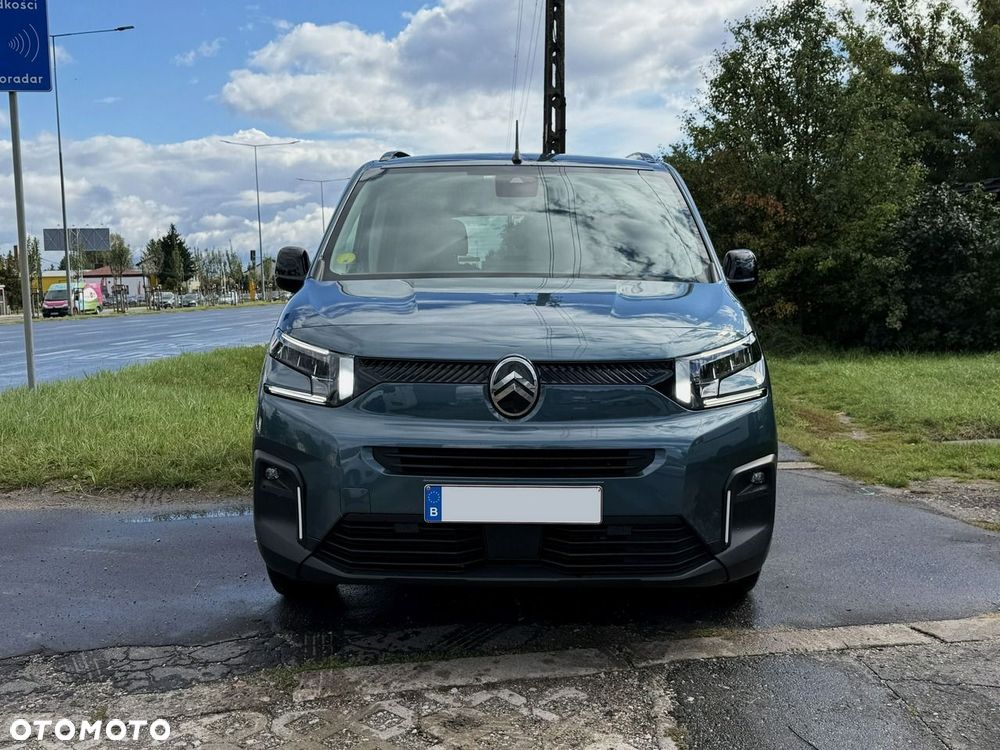 Citroen Berlingo 2024 photo 3