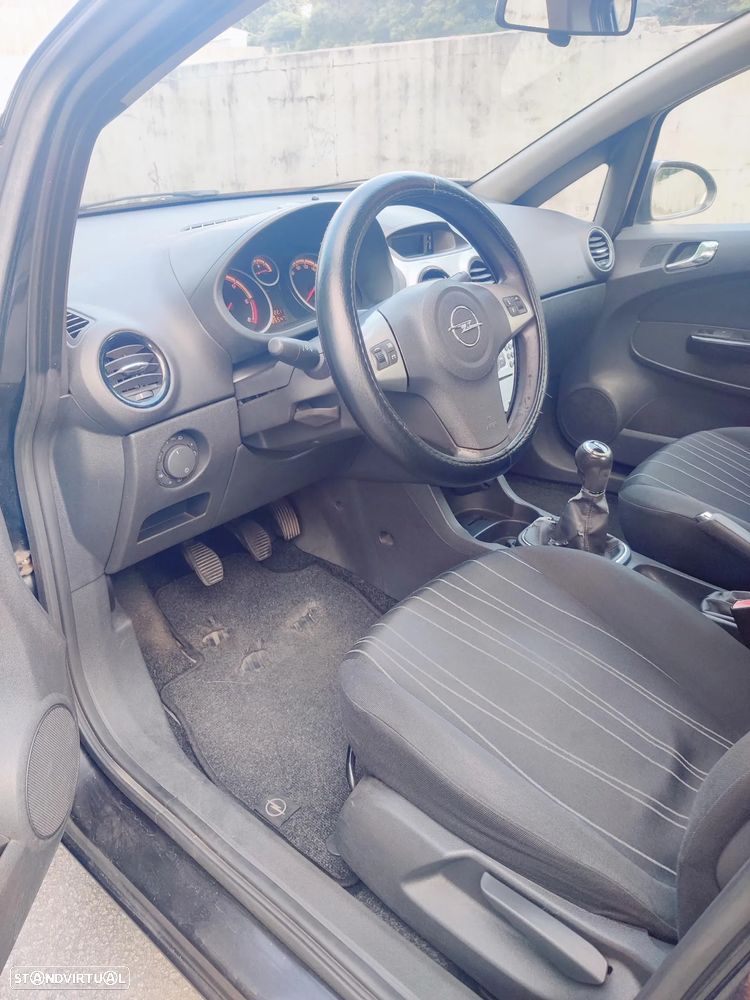 Opel Corsa 1.3 CDTI Enjoy EcoFLEX - 11