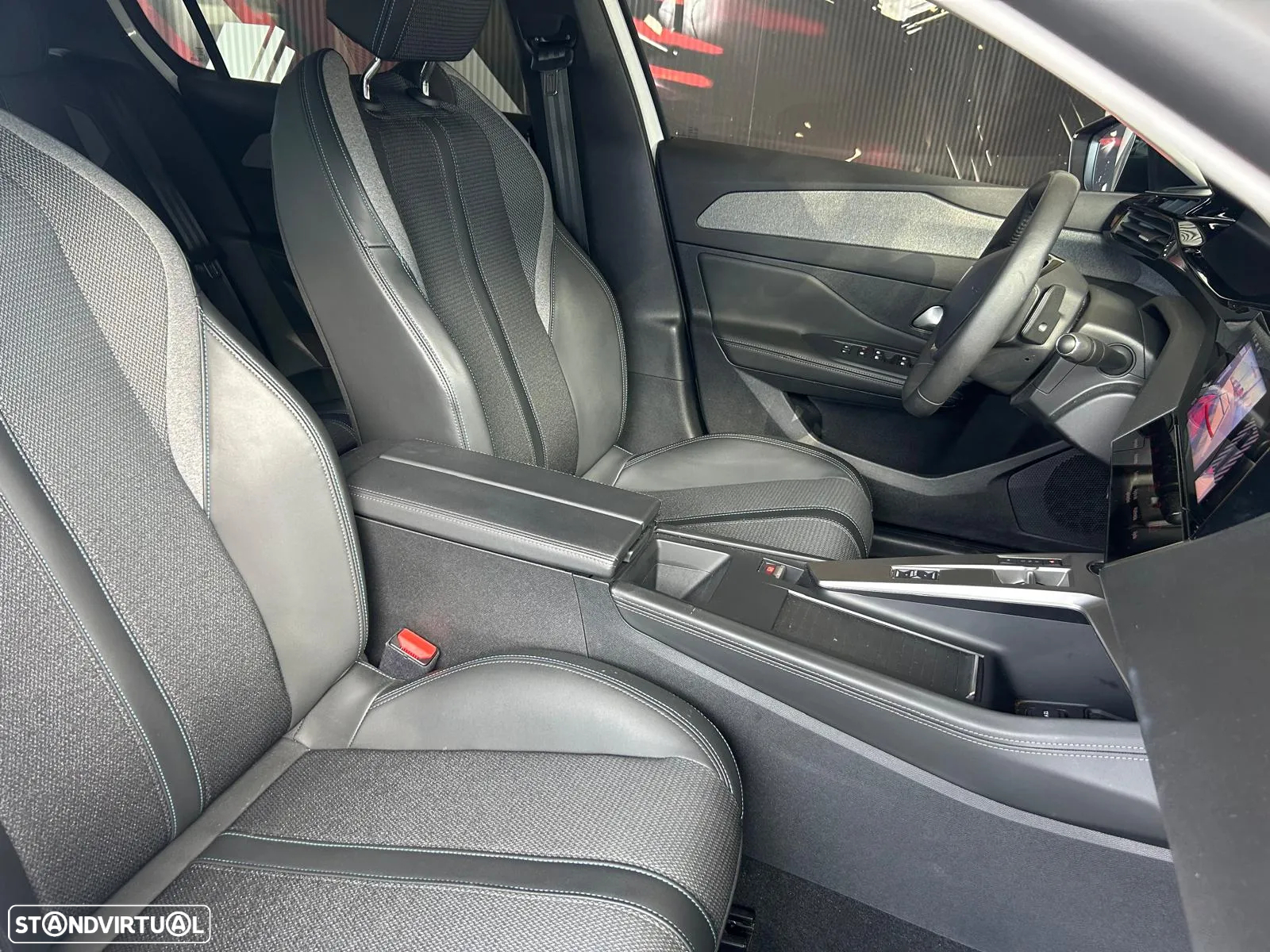 Peugeot 308 1.2 PureTech Allure Pack EAT8 - 10