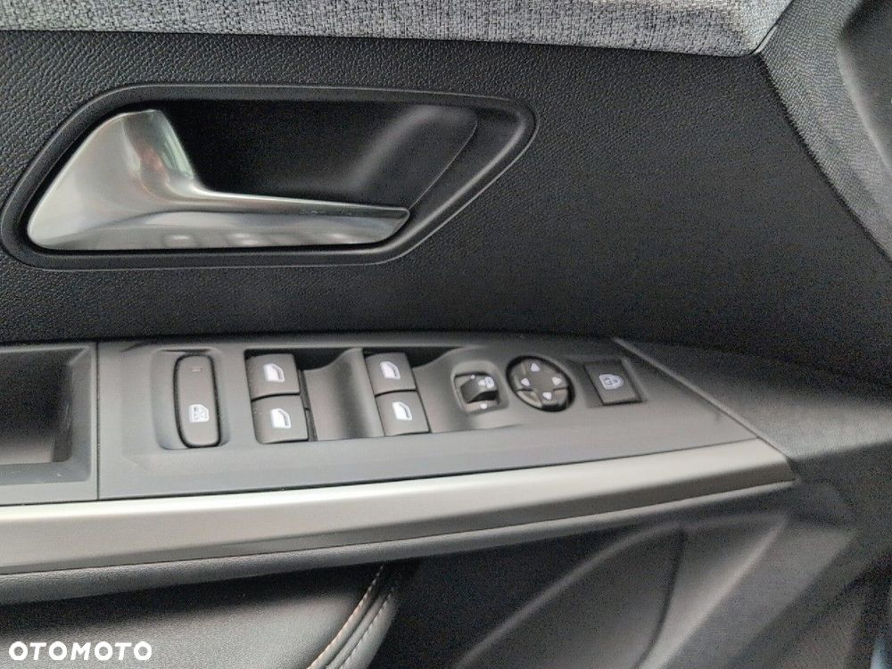 Peugeot 3008 - 12