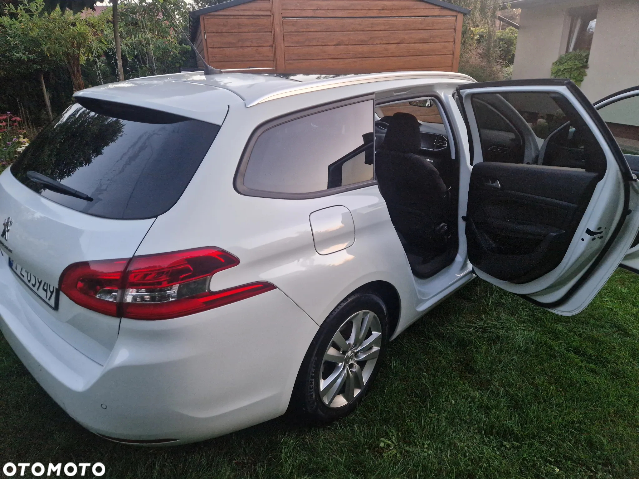 Peugeot 308 SW BlueHDi 120 Stop & Start Active - 13