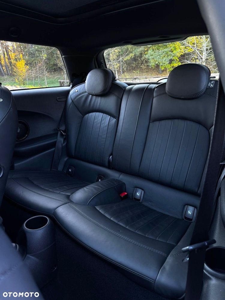 MINI Cooper SE Yours Trim - 23