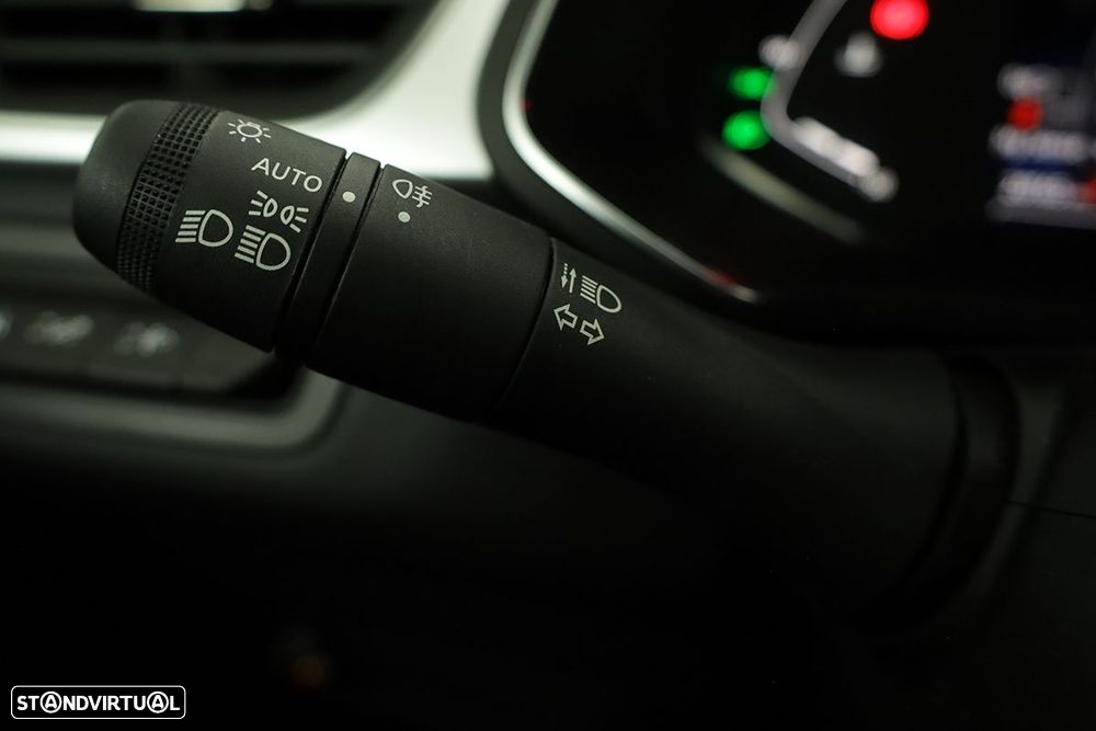 Renault Captur 1.0 TCe Techno Bi-Fuel - 16