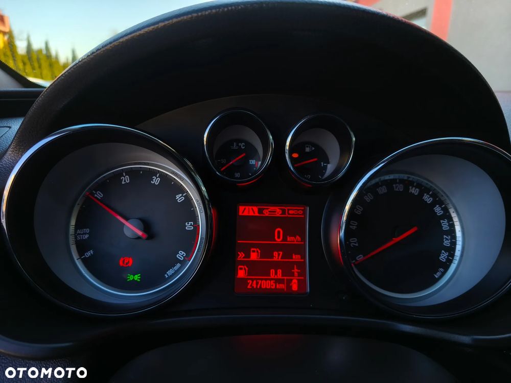 Opel Insignia 2.0 CDTI Cosmo - 10