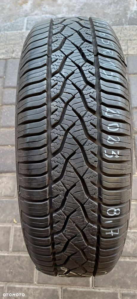 BARUM 185/65R15 88T , pojedyńcza opona wielosezonowa. - 2