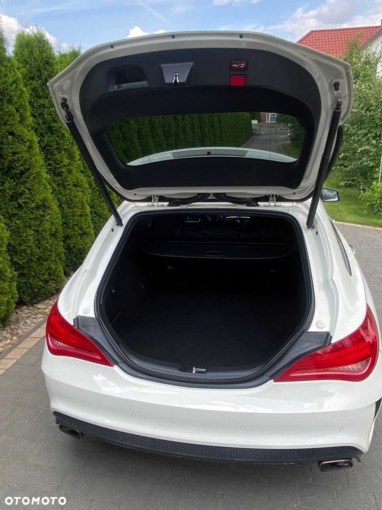 Mercedes-Benz CLA - 8