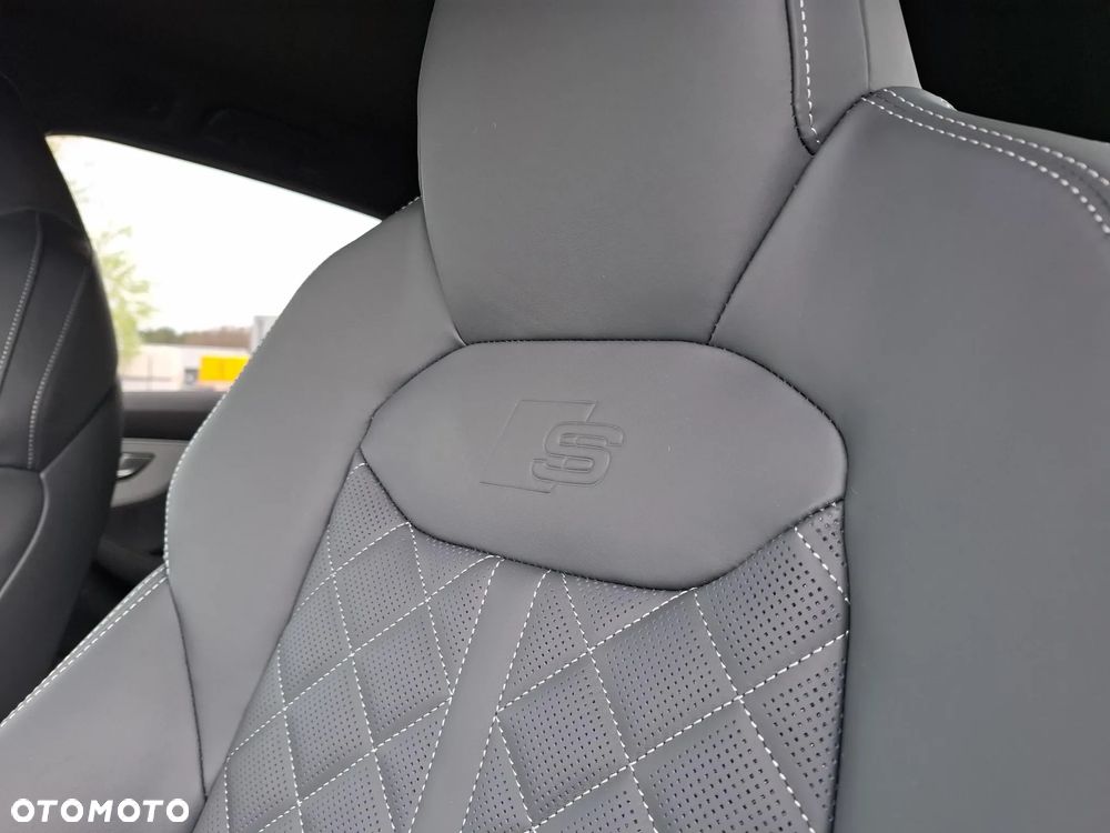 Audi SQ7 - 24