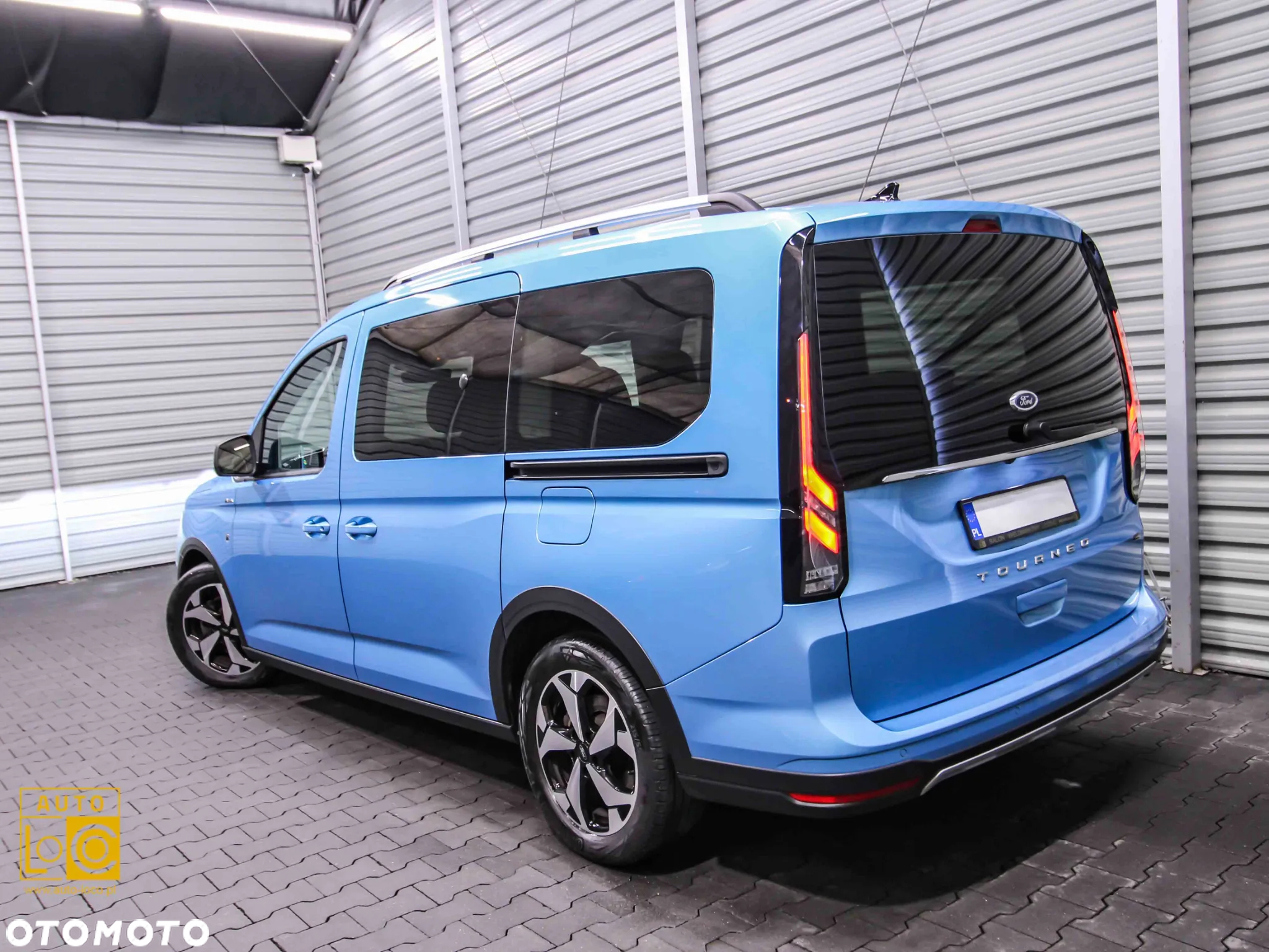 Ford Tourneo Connect Grand - 4
