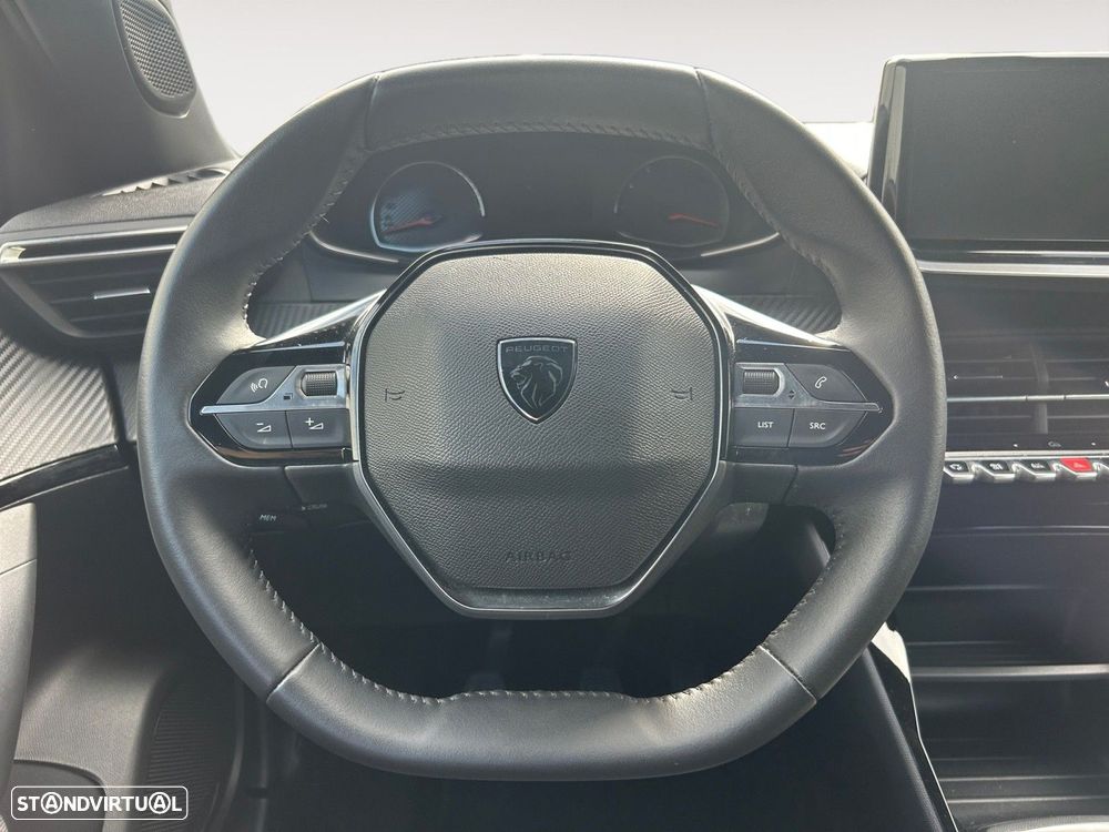 Peugeot 2008 1.2 PureTech Style - 12
