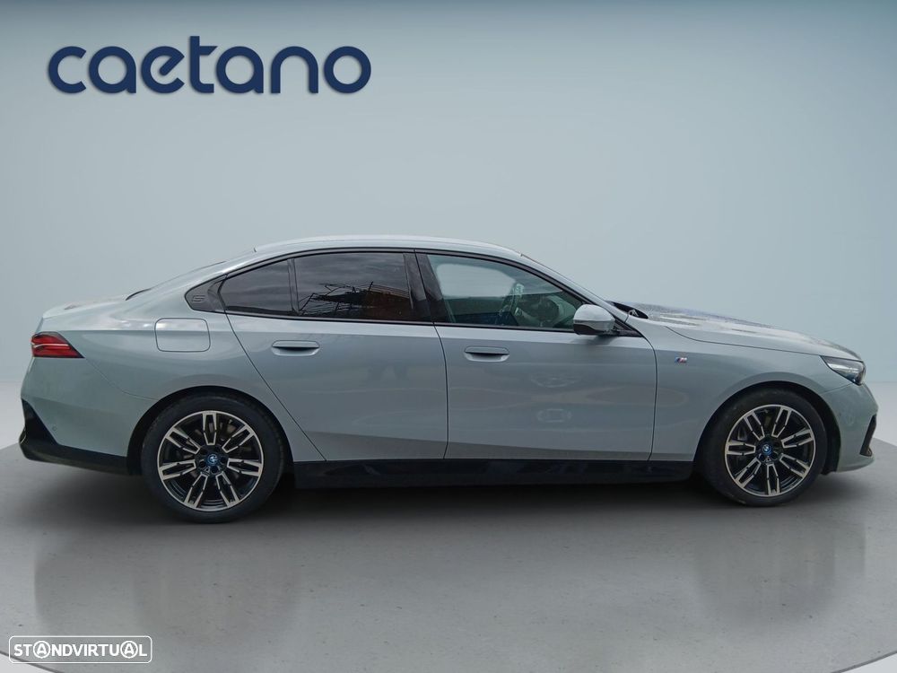 BMW i5 eDrive40 Pack Desportivo M - 5