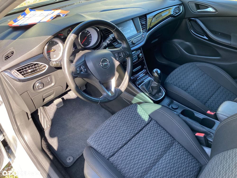 Opel Astra 1.6 Turbo Start/Stop Dynamic - 21