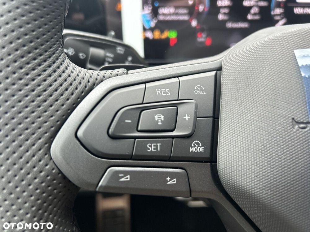 Volkswagen Tiguan - 17