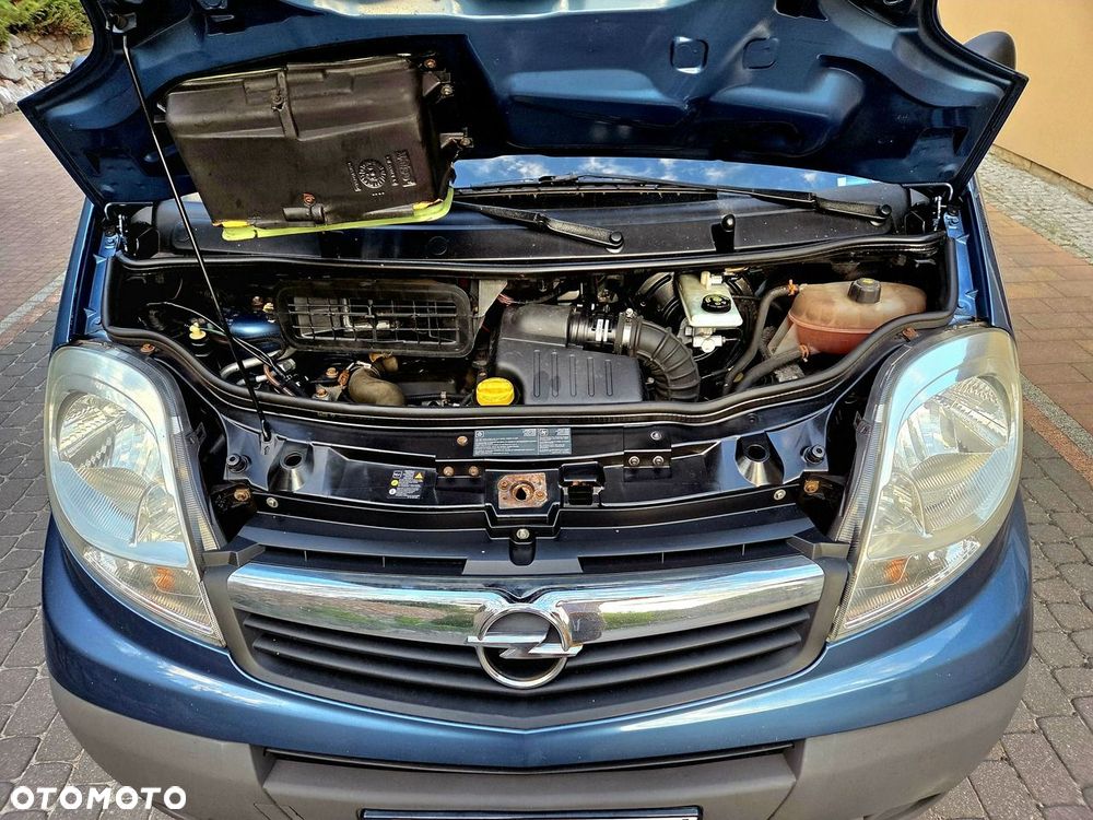 Opel Vivaro - 17
