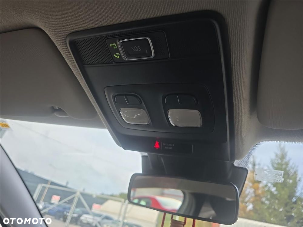 Renault Clio - 23