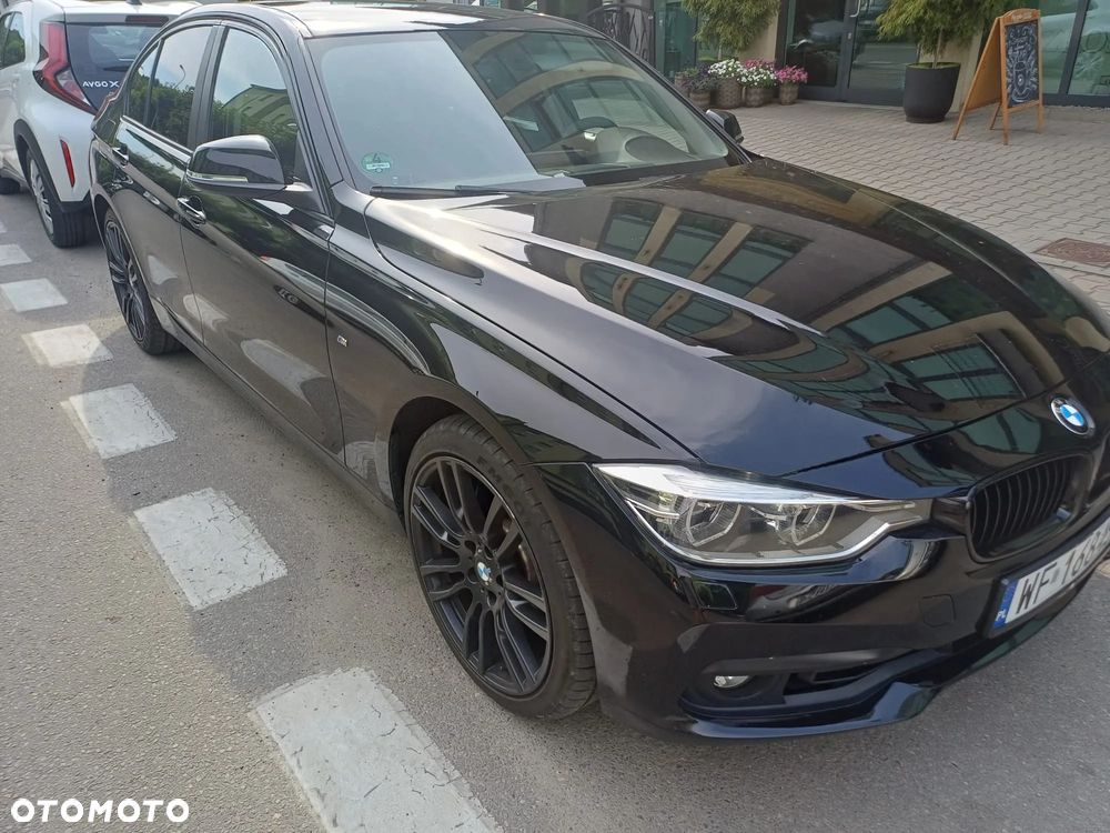 BMW Seria 3 318i Sport Line - 10