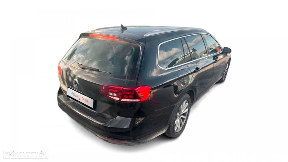 VW Passat Variant 2.0 TDI Business DSG - 2
