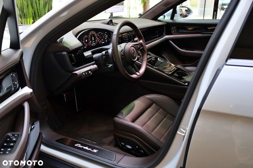 Porsche Panamera - 10