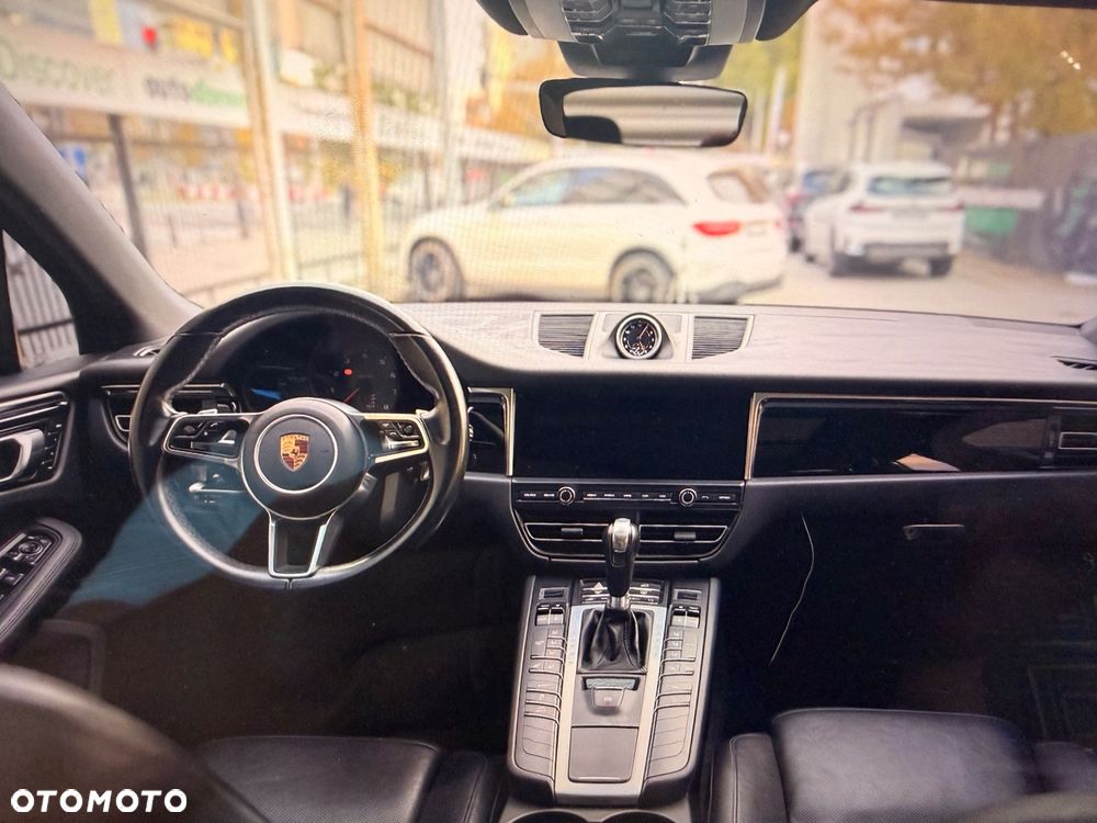 Porsche Macan S - 8