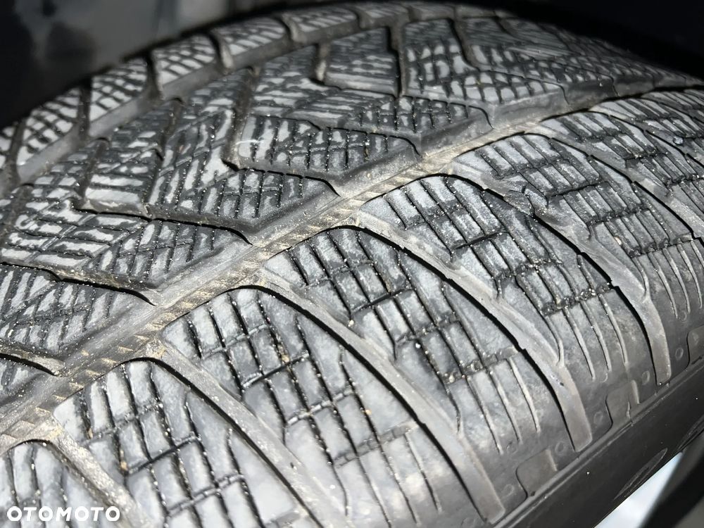 Infiniti QX70 3.7 GT - 22