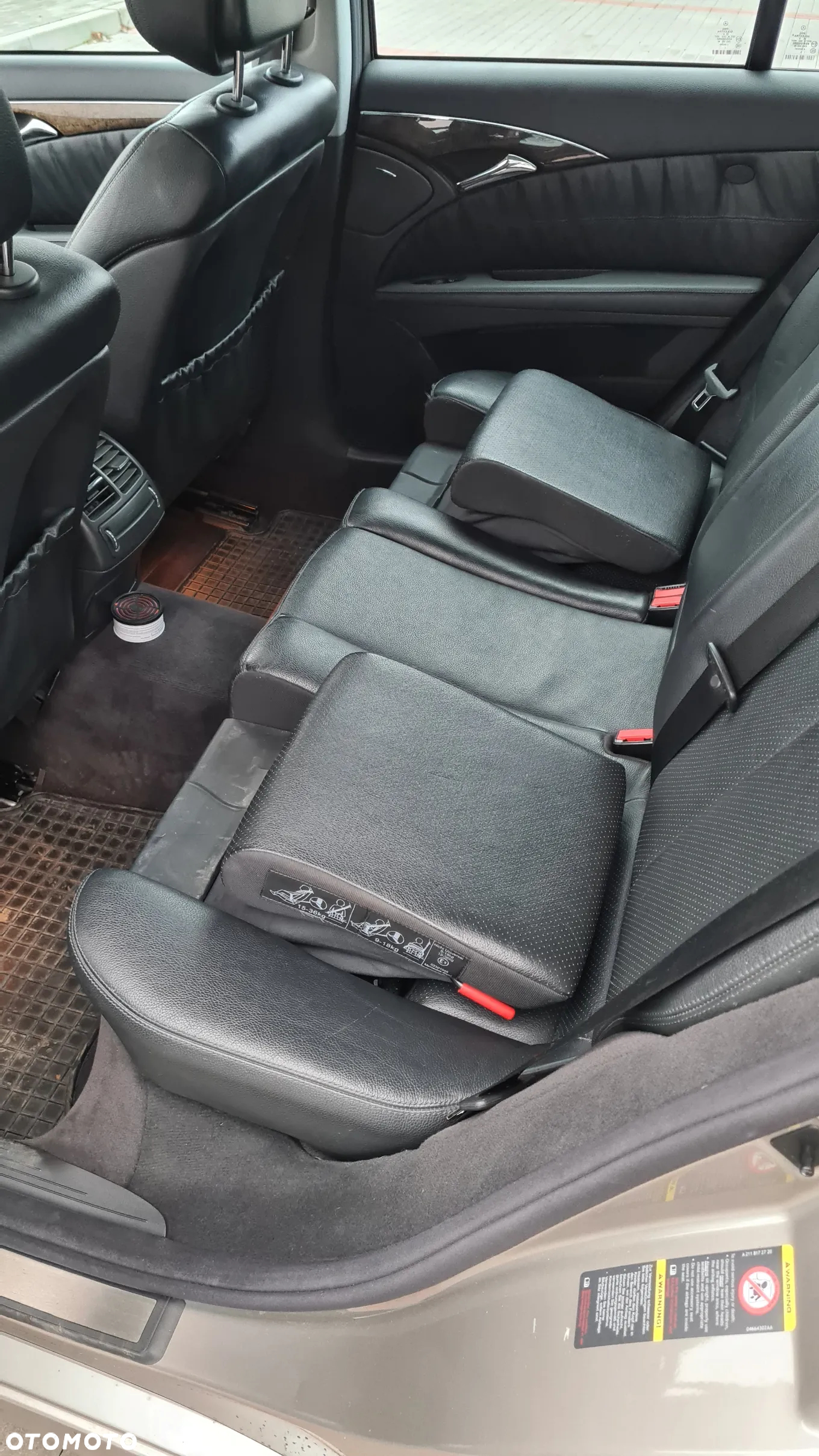 Mercedes-Benz Klasa E 320 CDI T Avantgarde - 14