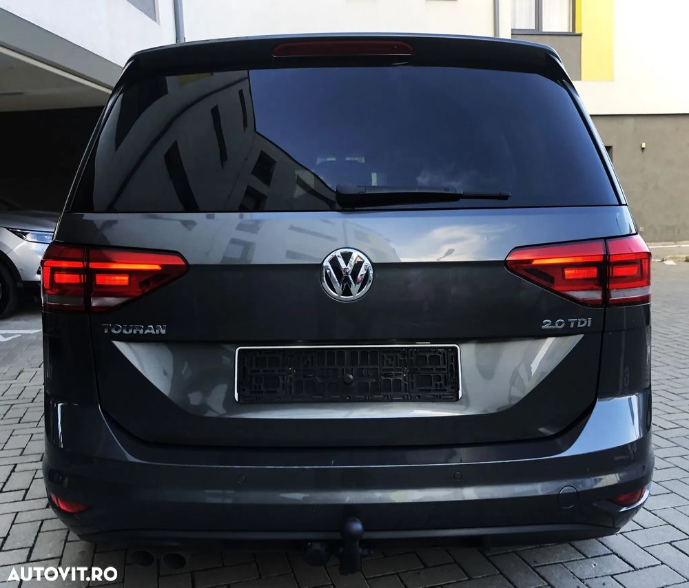 Volkswagen Touran 2.0 TDI DSG Highline - 28