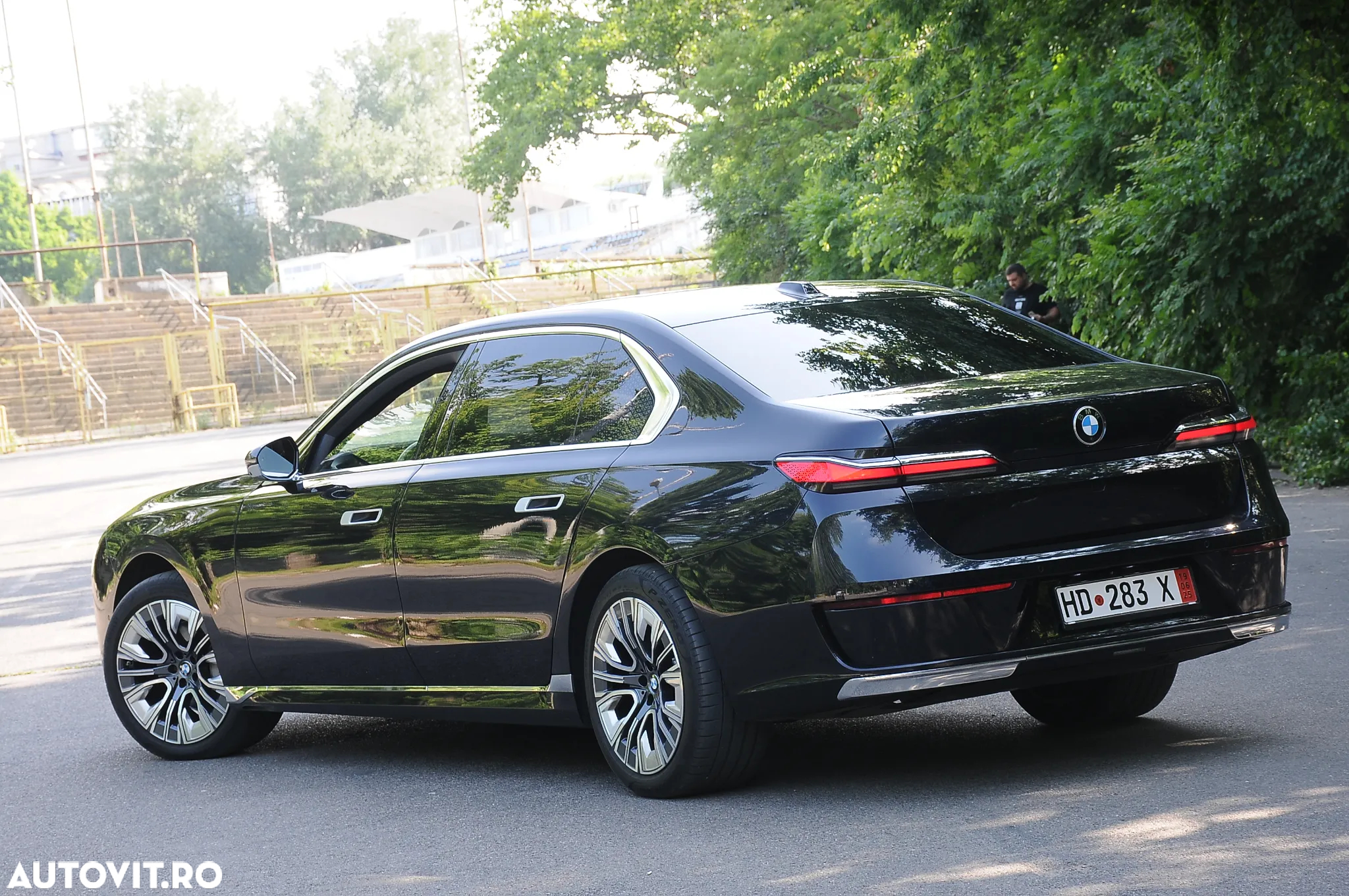 BMW Seria 7 740d xDrive - 4