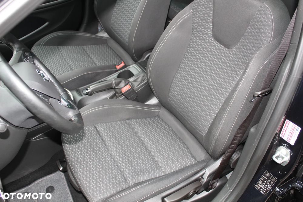 Opel Astra - 16