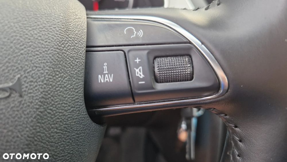 Audi A4 Avant 2.0 TDI ultra DPF Attraction - 14