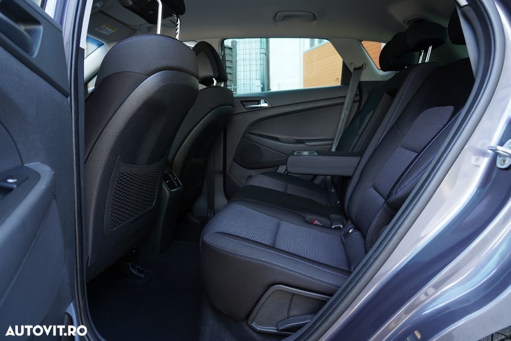 Hyundai Tucson 2.0 CRDI 4WD 6MT Premium - 18