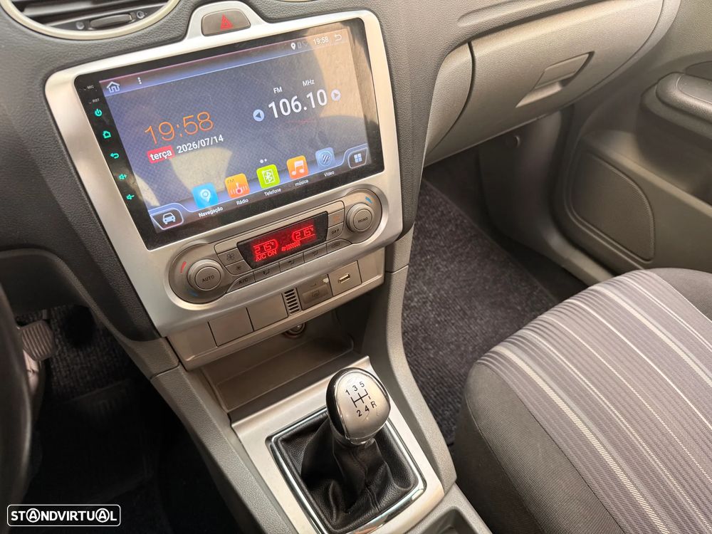 Ford Focus 1.6 Trend - 19