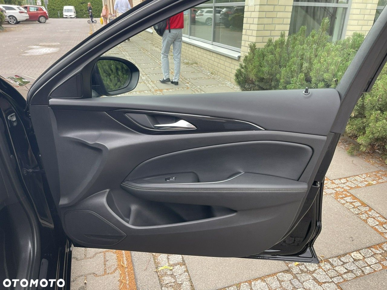 Opel Insignia - 30