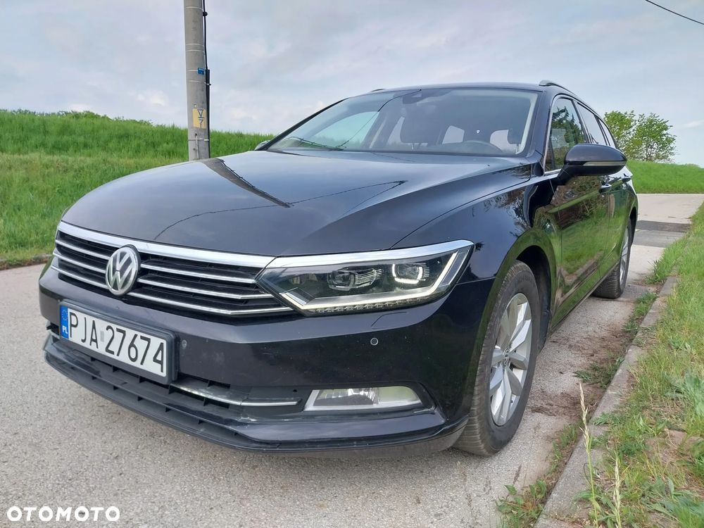 Volkswagen Passat 2.0 TDI SCR Comfortline DSG - 2