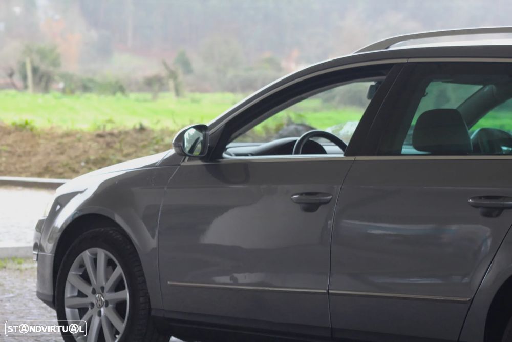 VW Passat Variant 2.0 TDi Sportline - 19