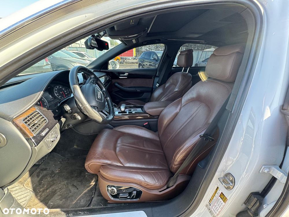Audi A8 - 14