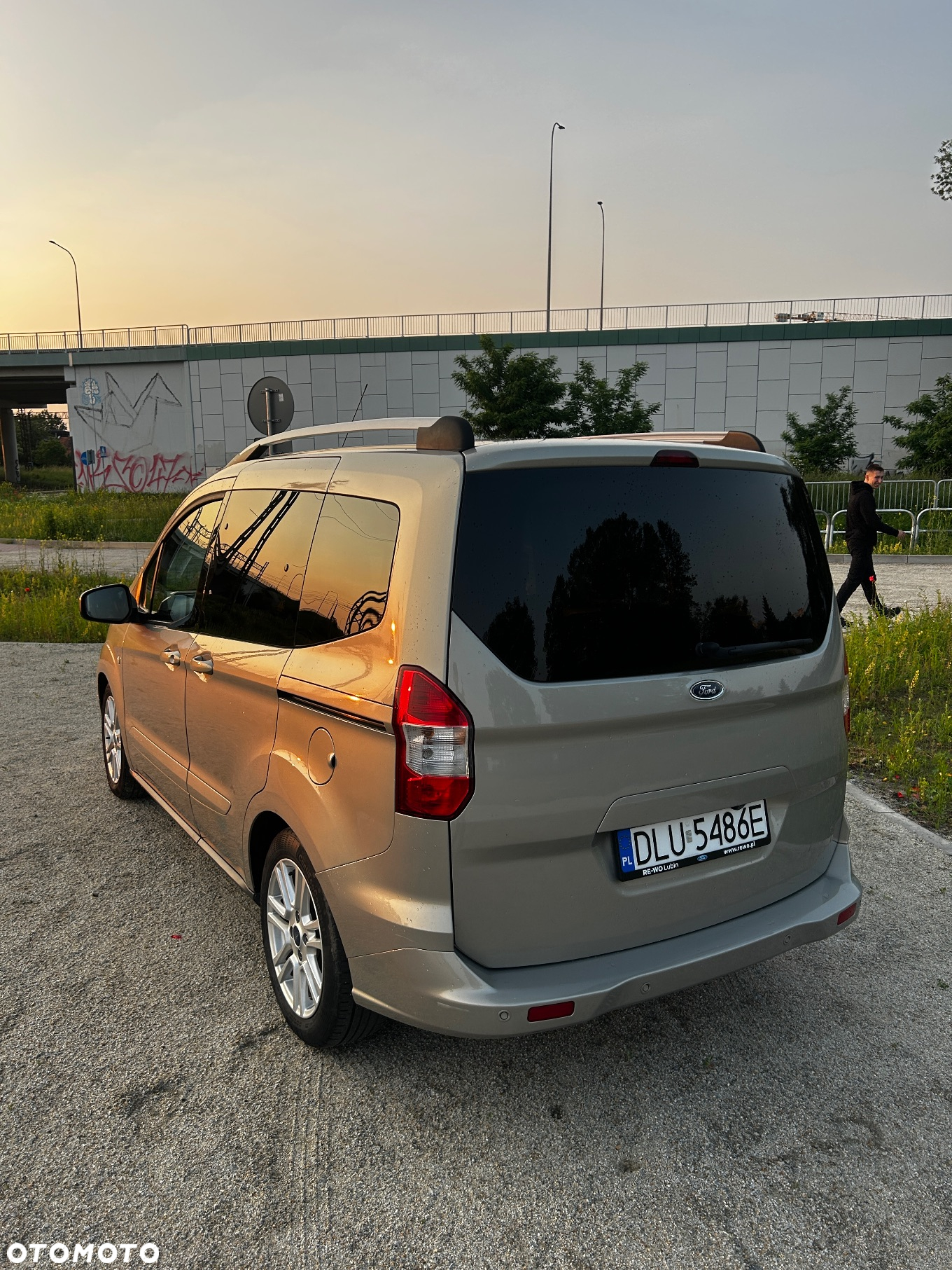 Ford Tourneo Courier 1.5 TDCi Trend - 13