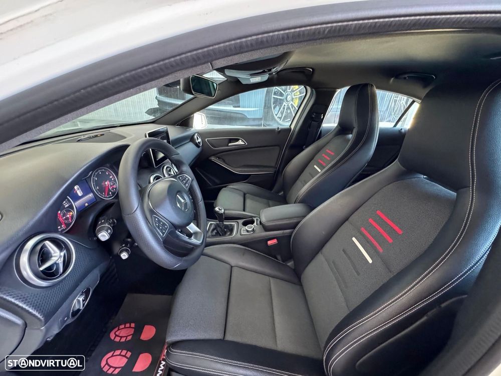 Mercedes-Benz A 180 d AMG Line - 9