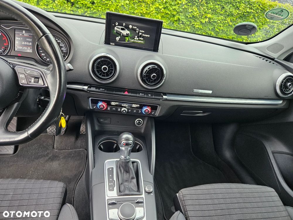 Audi A3 Sportback 1.4 TFSI CoD S tronic - 16