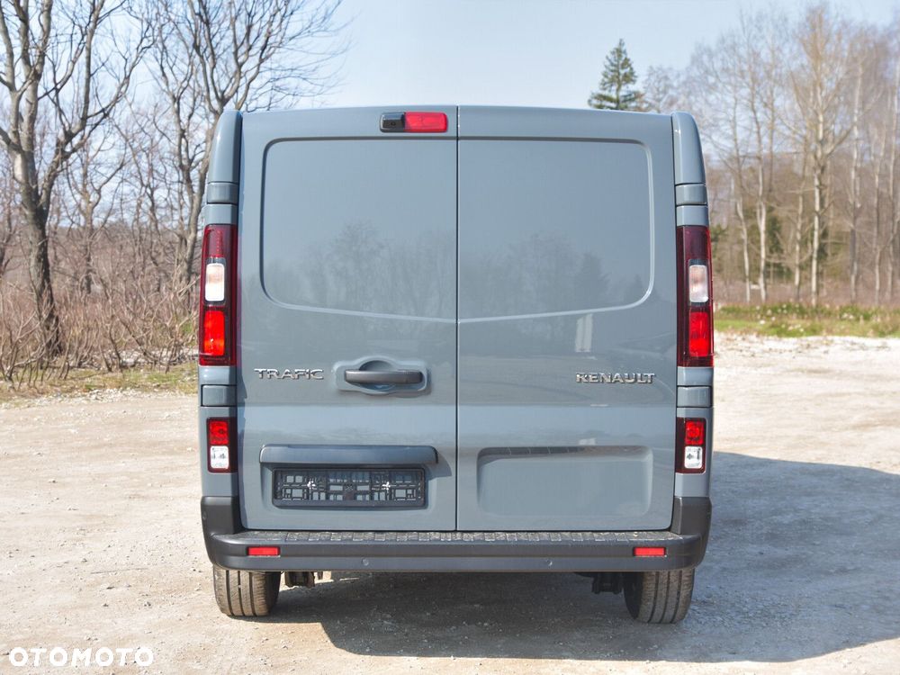 Renault Trafic 2.0 170KM Van Brygadowy EXTRA L2H1 AT9 - 6