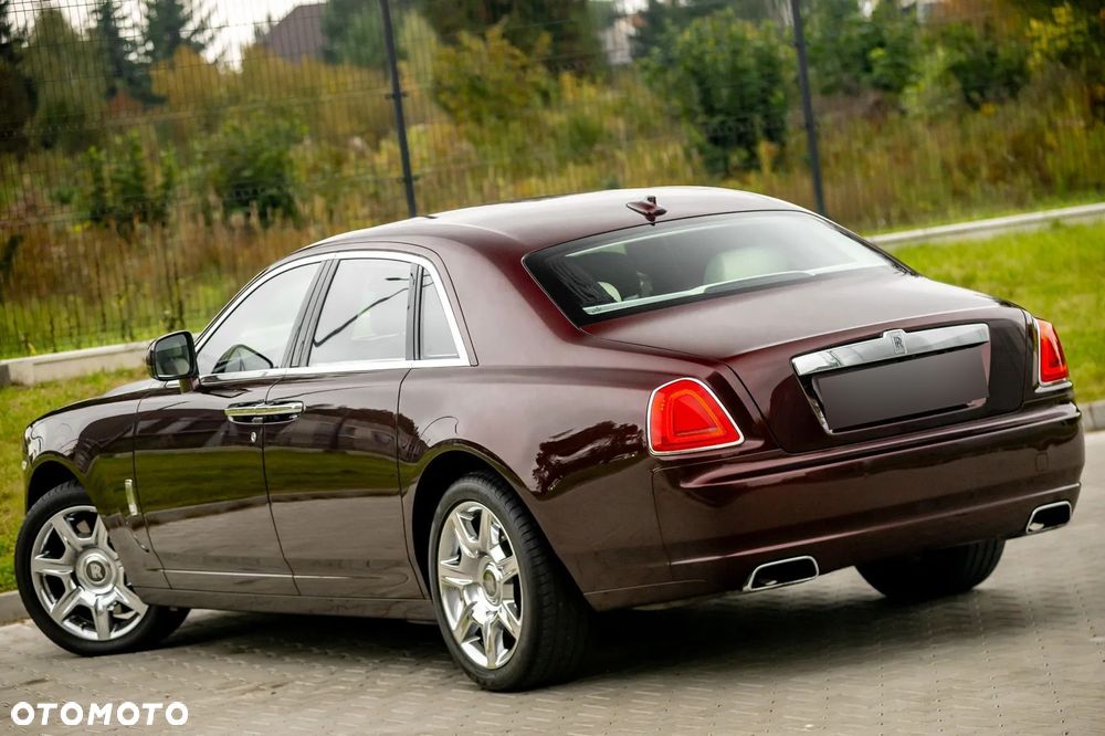 Rolls-Royce Ghost - 6