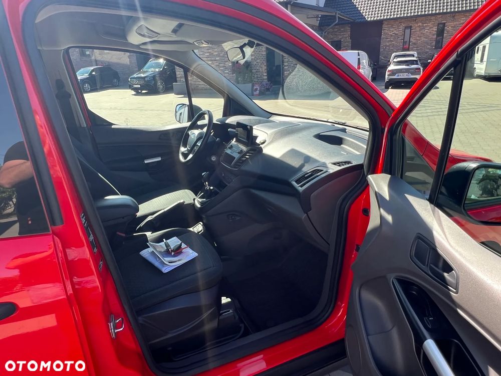 Ford Transit Connect - 15