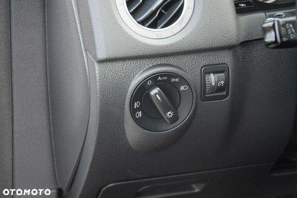 Volkswagen Tiguan 2.0 TDI DPF 4Motion Sport & Style - 28