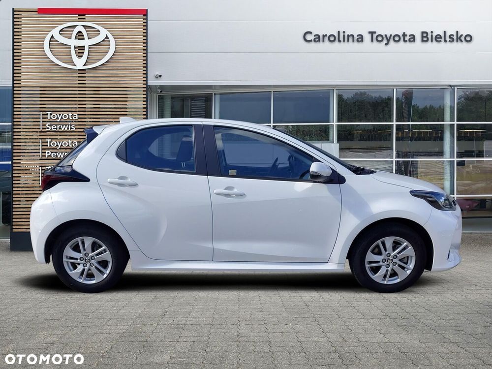 Toyota Yaris - 24