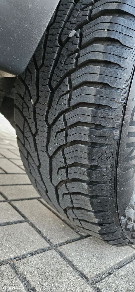 Land Rover Discovery Sport TD4 HSE Luxury - 26