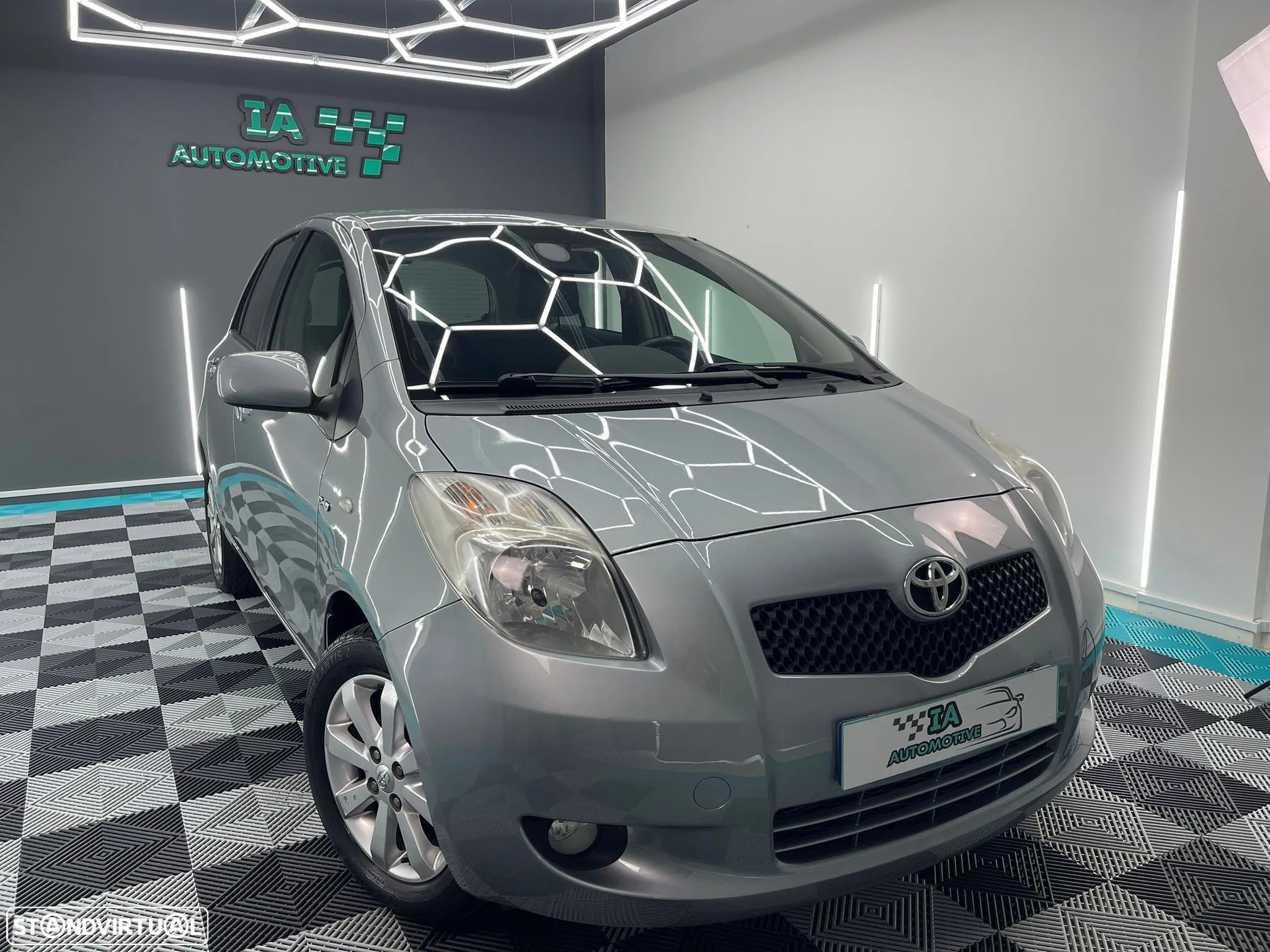 Toyota Yaris 1.4 D-4D AC - 4