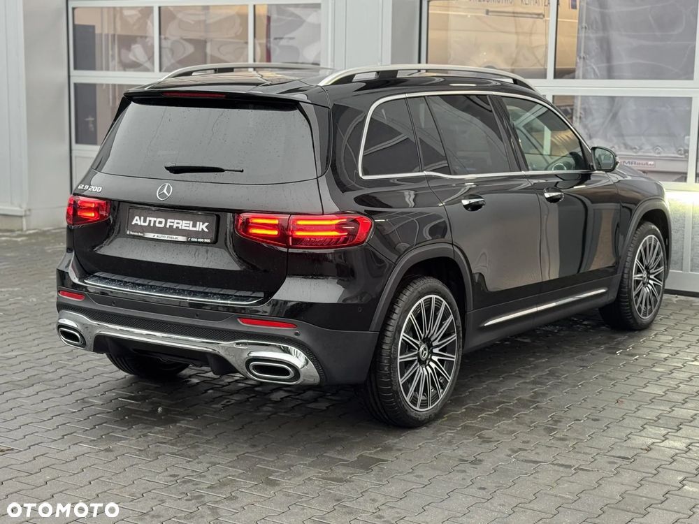 Mercedes-Benz GLB 200 AMG Line 7G-DCT - 9