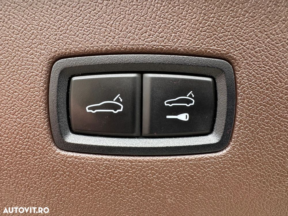 Porsche Cayenne E-Hybrid Tiptronic S - 24