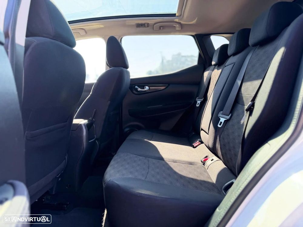 Nissan Qashqai 1.5 dCi 360 - 17